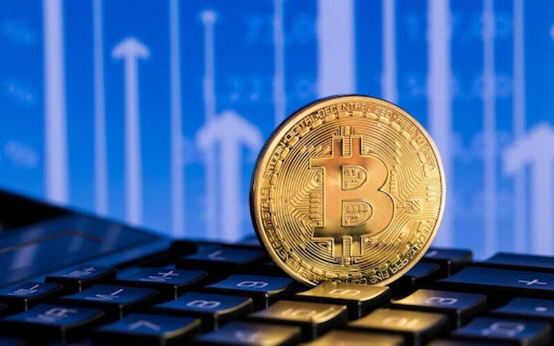 Top 4 Reasons To Invest In Bitcoin Today
