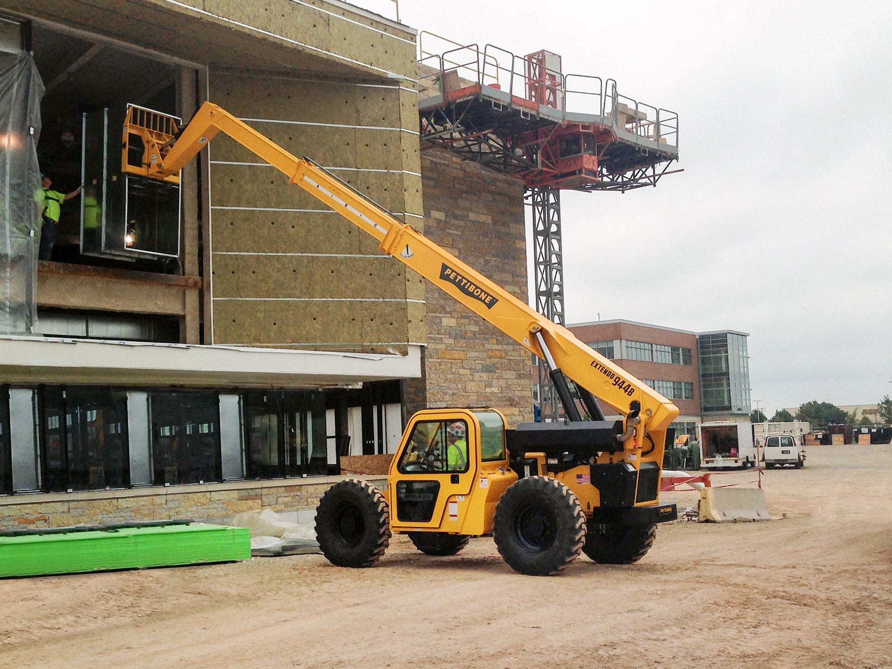 Safety Tips For Telescopic Handler Operation