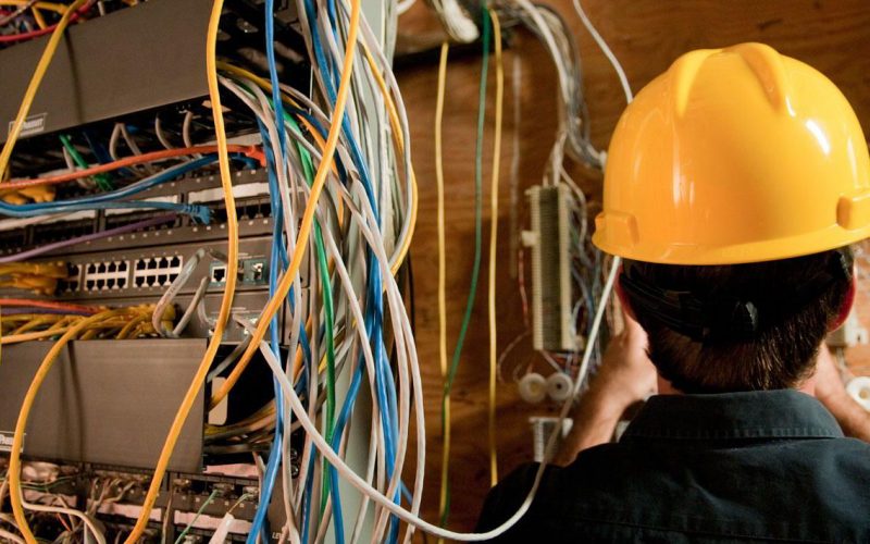 Why Your Business Needs To Know A Reputable Electrician