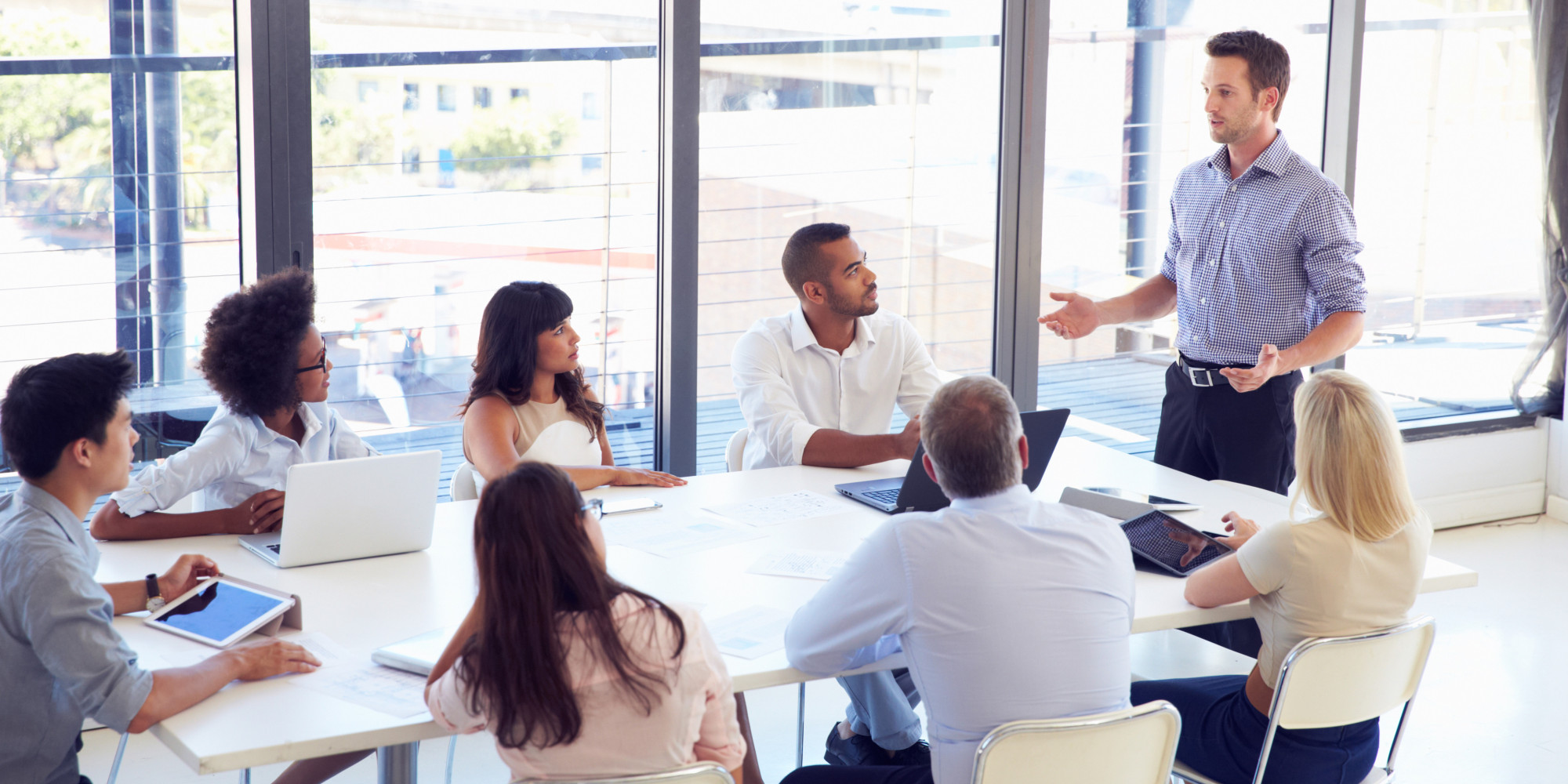 Some Proven Tips To Ensure Effective Business Meetings